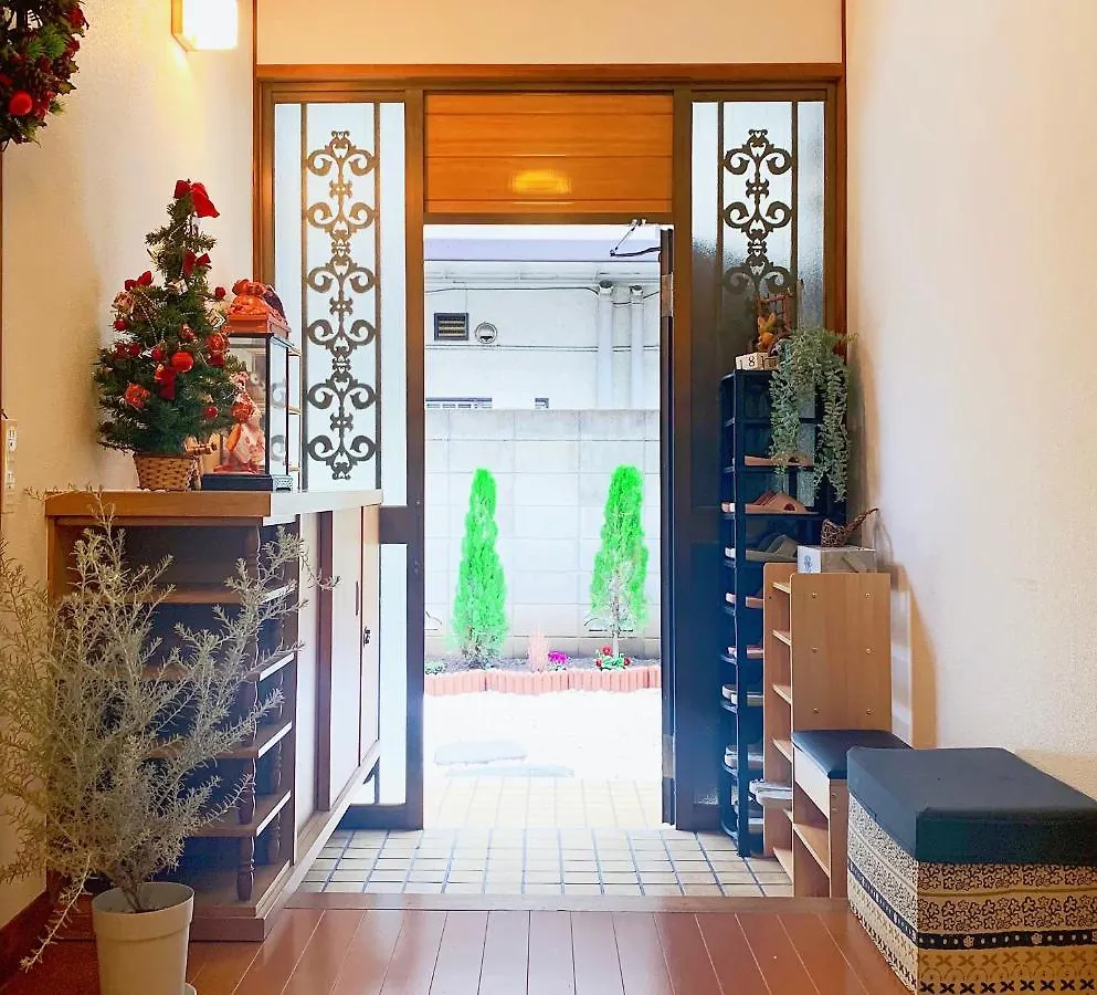 Louis House: Shinjuku-Shibuya Convenience, Steps from Subway Hotel Tokyo 0*,  Japan