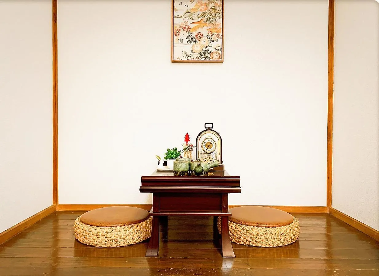 Louis House: Shinjuku-Shibuya Convenience, Steps from Subway Hotel Tokyo