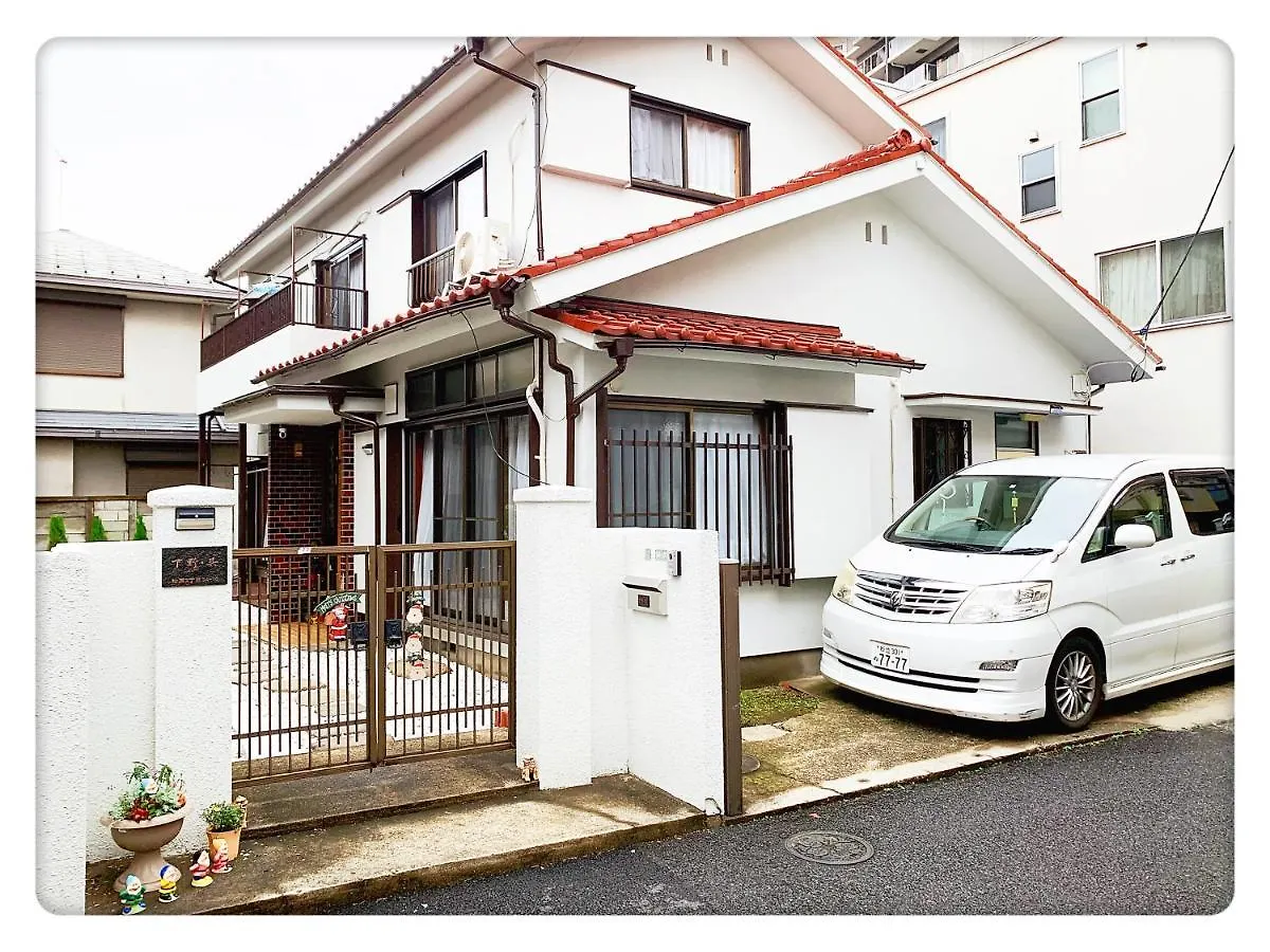 Louis House: Shinjuku-Shibuya Convenience, Steps from Subway Hotel Tokyo 0*,  Japan
