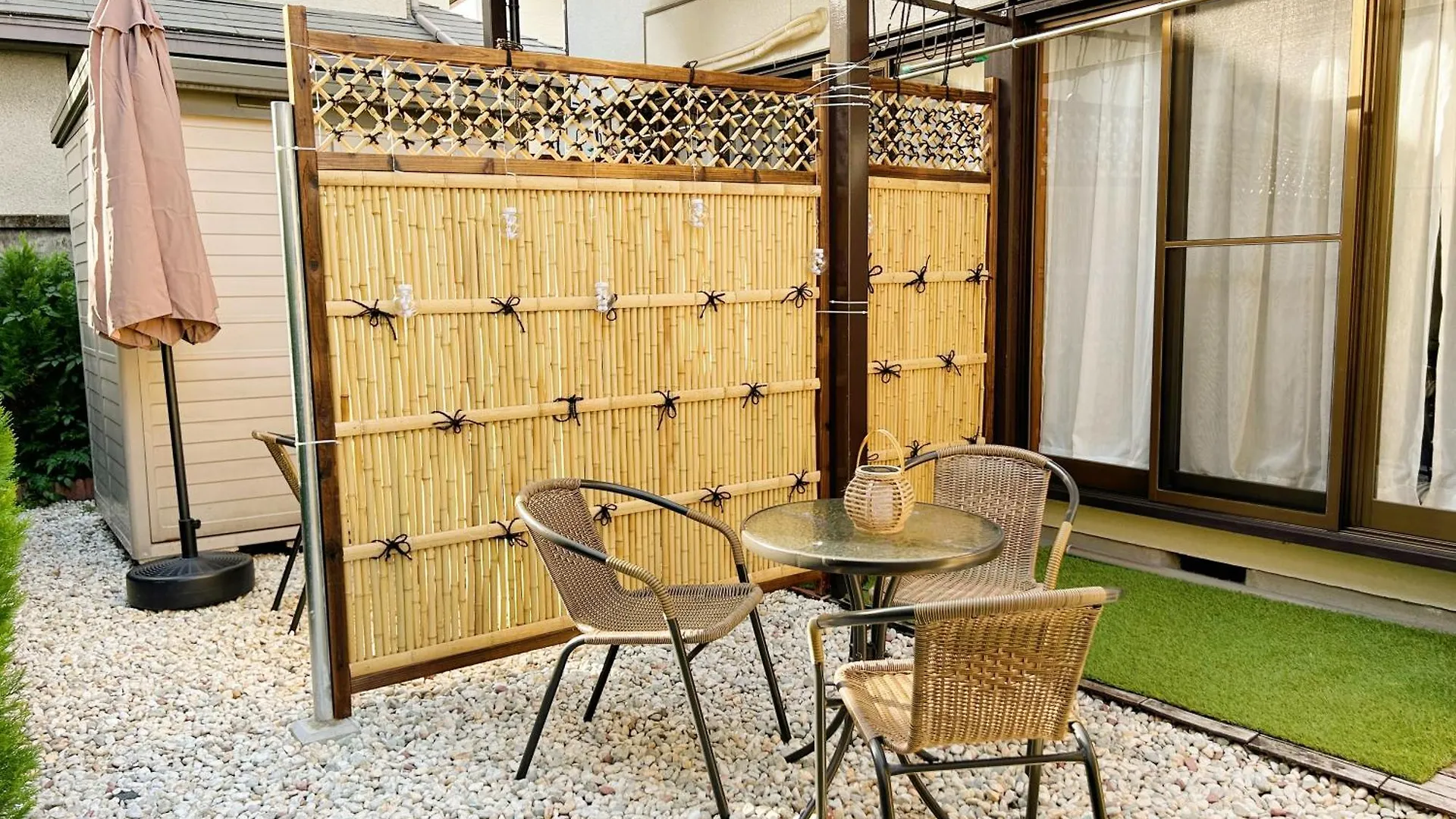 Louis House: Shinjuku-Shibuya Convenience, Steps from Subway Hotel Tokyo 0*,  Japan
