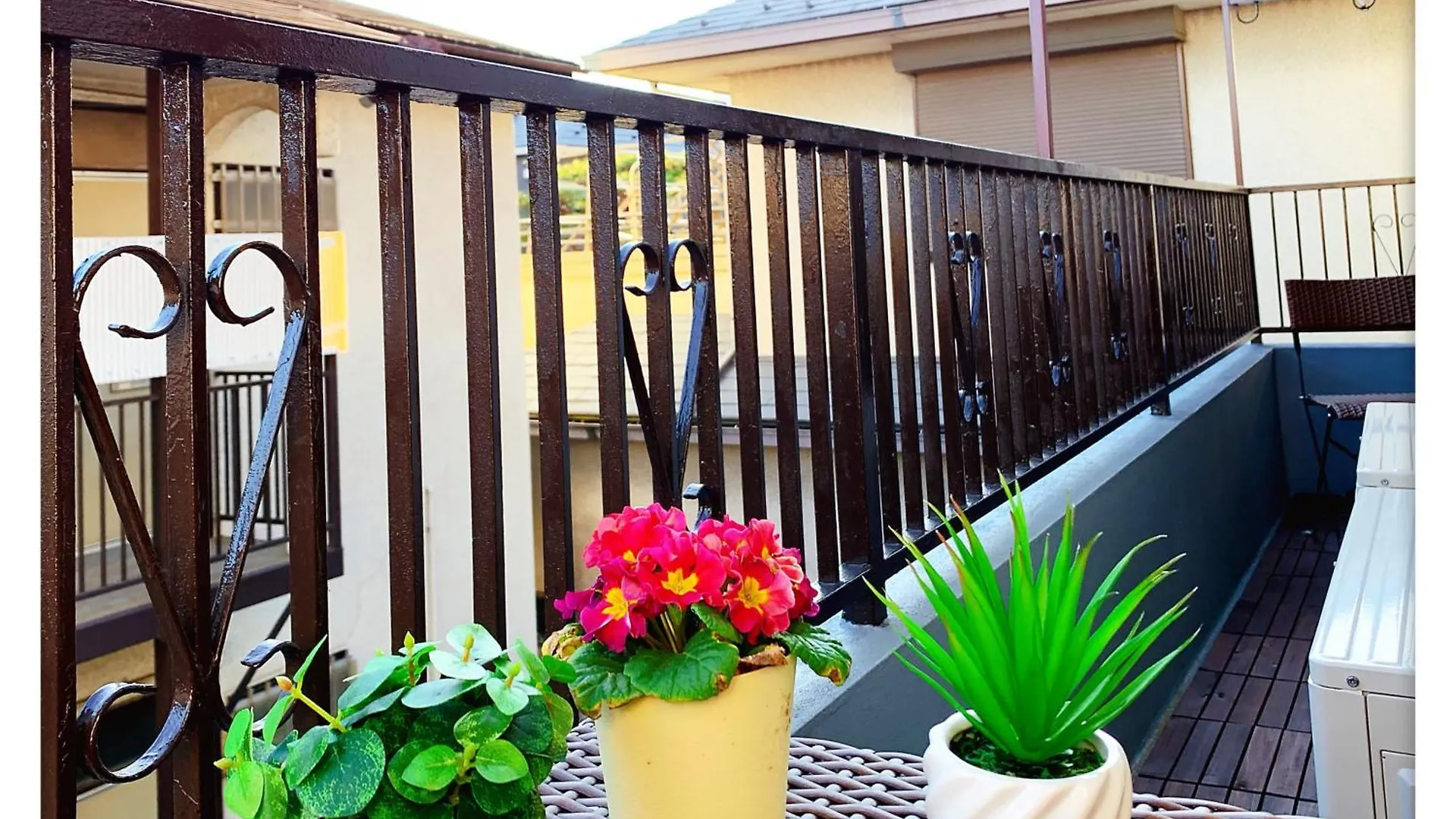 Guest house Louis House: Shinjuku-Shibuya Convenience, Steps from Subway Hotel Tokyo