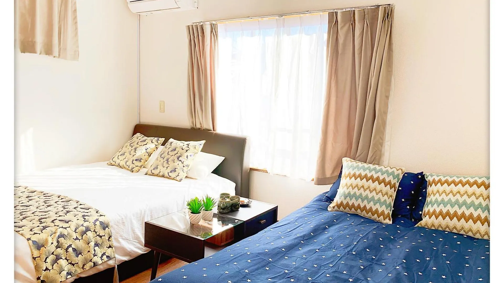 Louis House: Shinjuku-Shibuya Convenience, Steps from Subway Hotel Tokyo Guest house