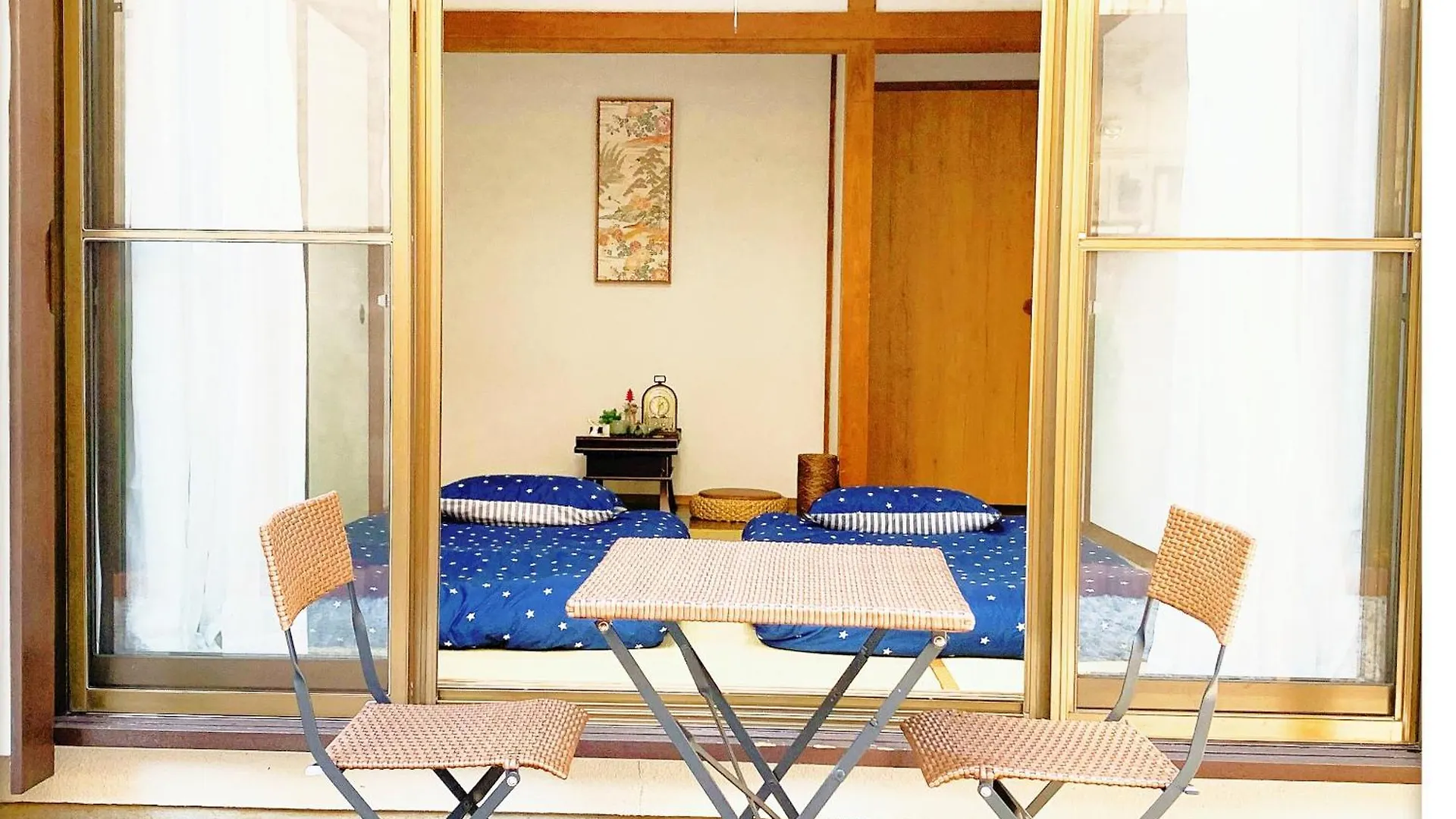 Louis House: Shinjuku-Shibuya Convenience, Steps from Subway Hotel Tokyo Guest house