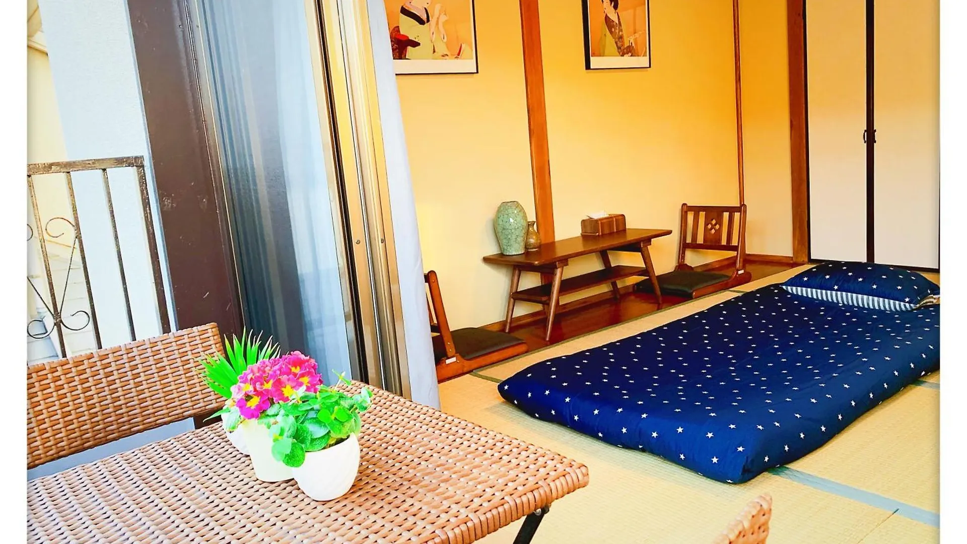 Guest house Louis House: Shinjuku-Shibuya Convenience, Steps from Subway Hotel Tokyo